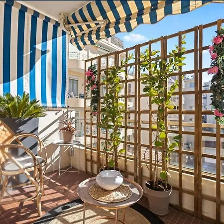 Croisette 2 Minutes Plages Apartman *